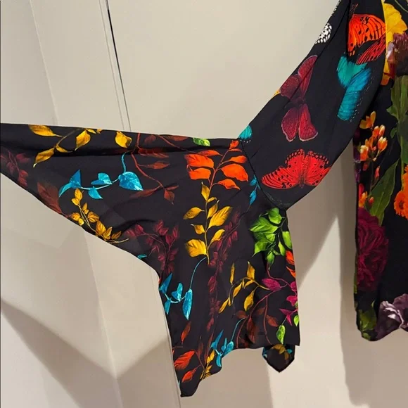 Alice + Olivia Multicolor Floral and Animal Print Blouse - Picture 2 of 3